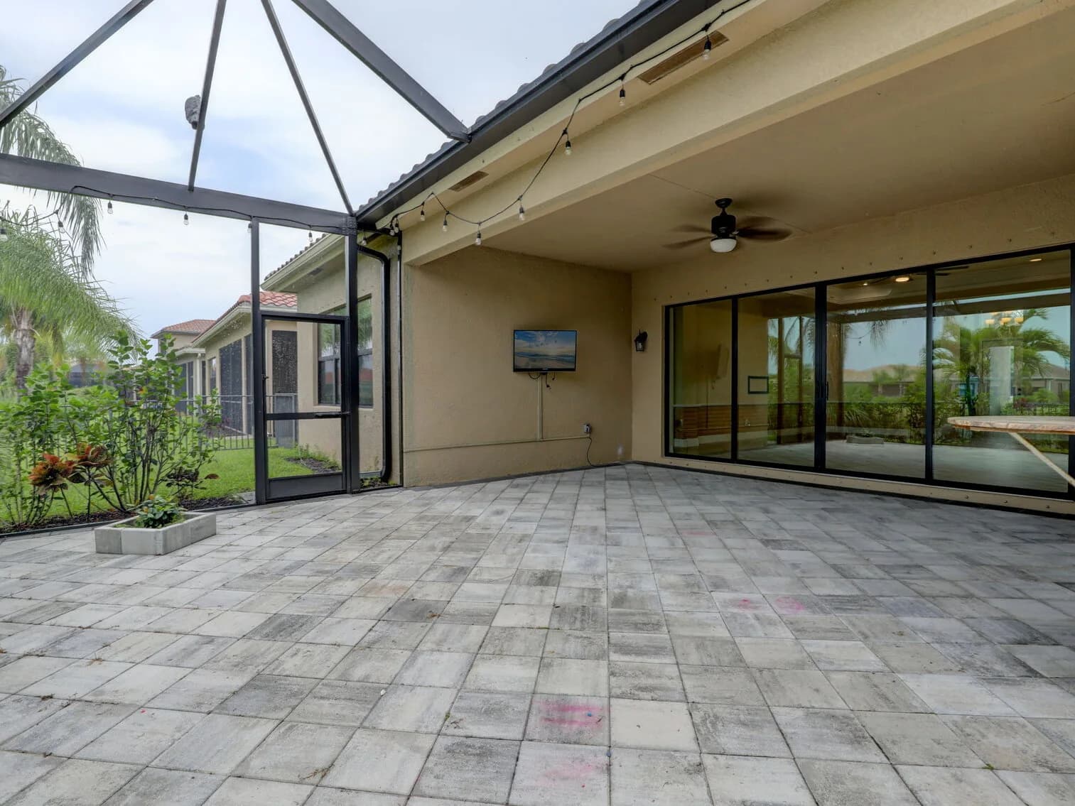 Fort Myers Marina Bay, Estate Online Auction — auction photograph 85