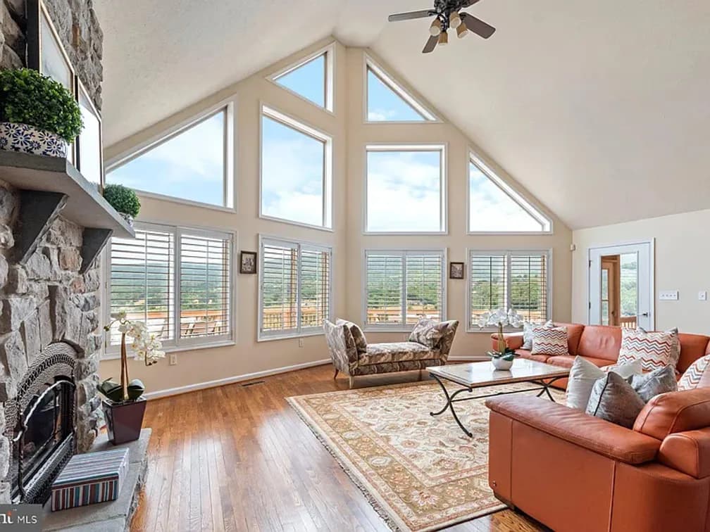 Front Royal 13 Acre Chalet Downsizing Online Auction — auction photograph 3