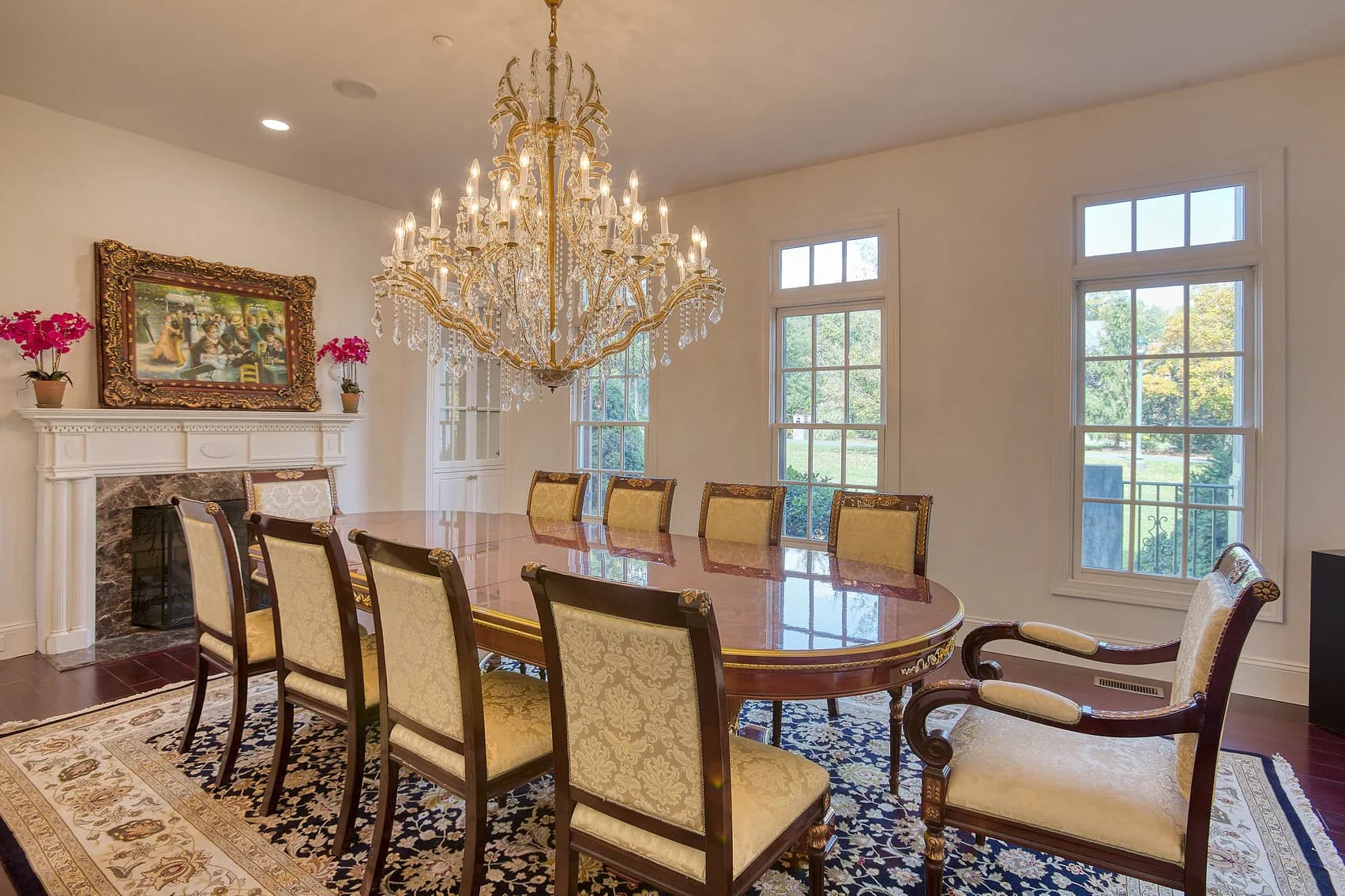 Potomac REAL ESTATE Online Auction, Palatine Manor — auction photograph 10
