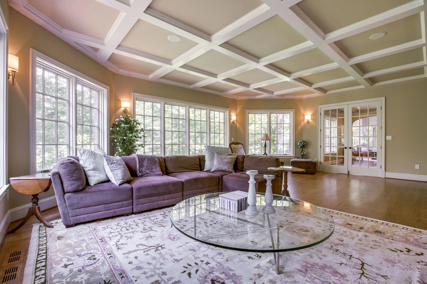 15,000 SF Luxury Springfield Mansion, Downsizing Online Auction — auction photograph 8